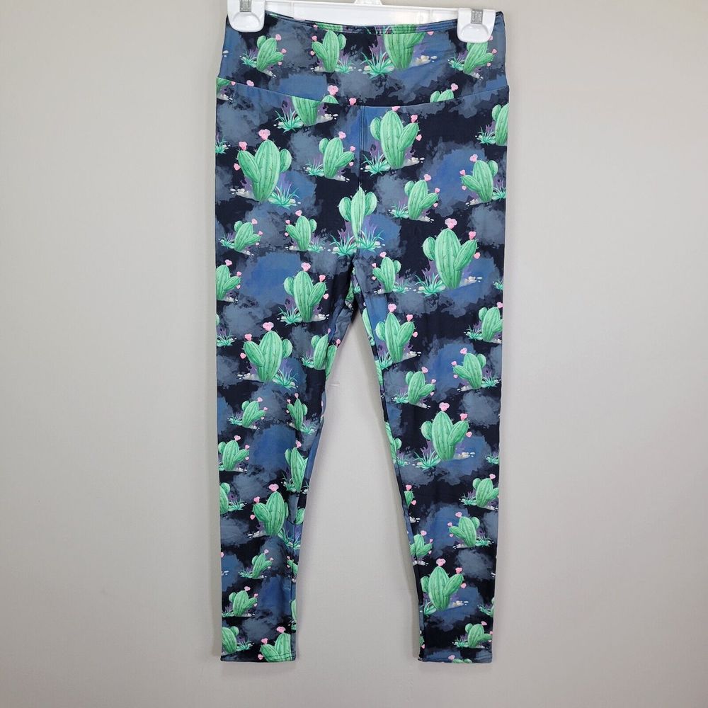 Blooming Cactus Polyester Spandex Ankle Leggings One Size Fits All
